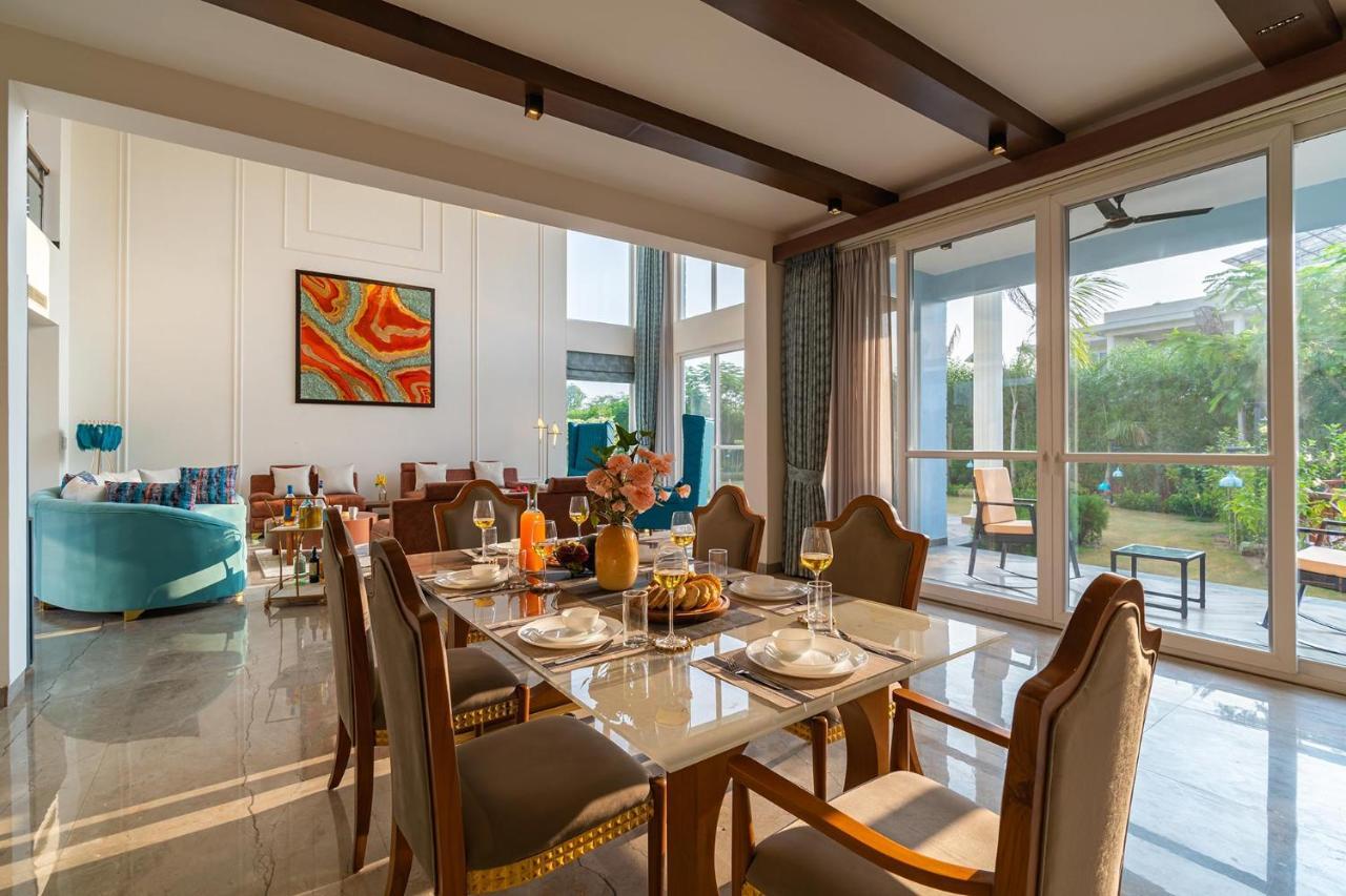 Stayvista At Serenity Farms With Pool, Lawn, Bonfire & Bbq Sohna Exterior photo