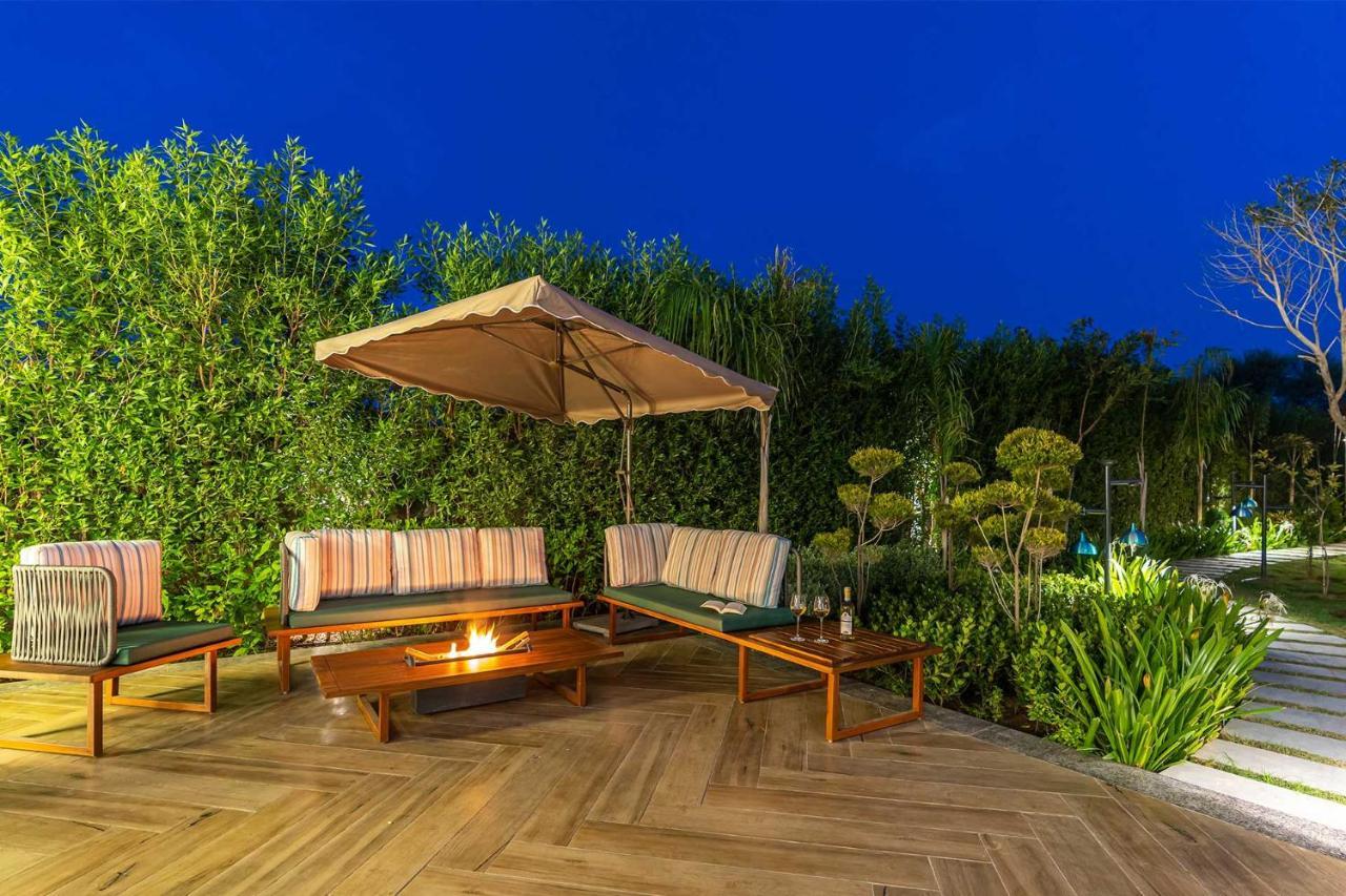 Stayvista At Serenity Farms With Pool, Lawn, Bonfire & Bbq Sohna Exterior photo